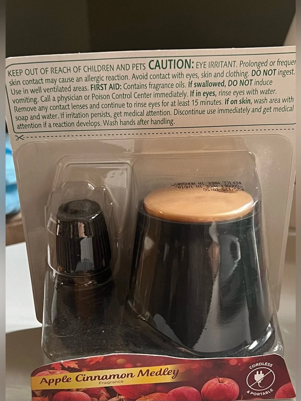 Air Wick Limited Edition Apple Cinnamon Medley Essential Mist Starter Kit New!